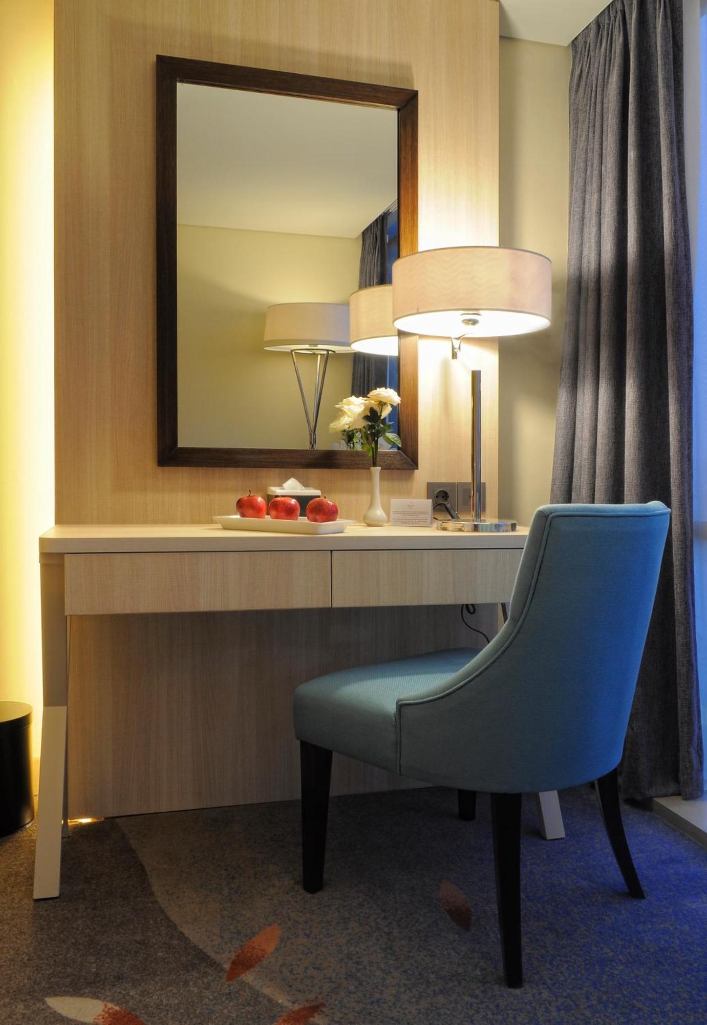 Louis Kienne Hotel Pandanaran Semarang Eksteriør bilde