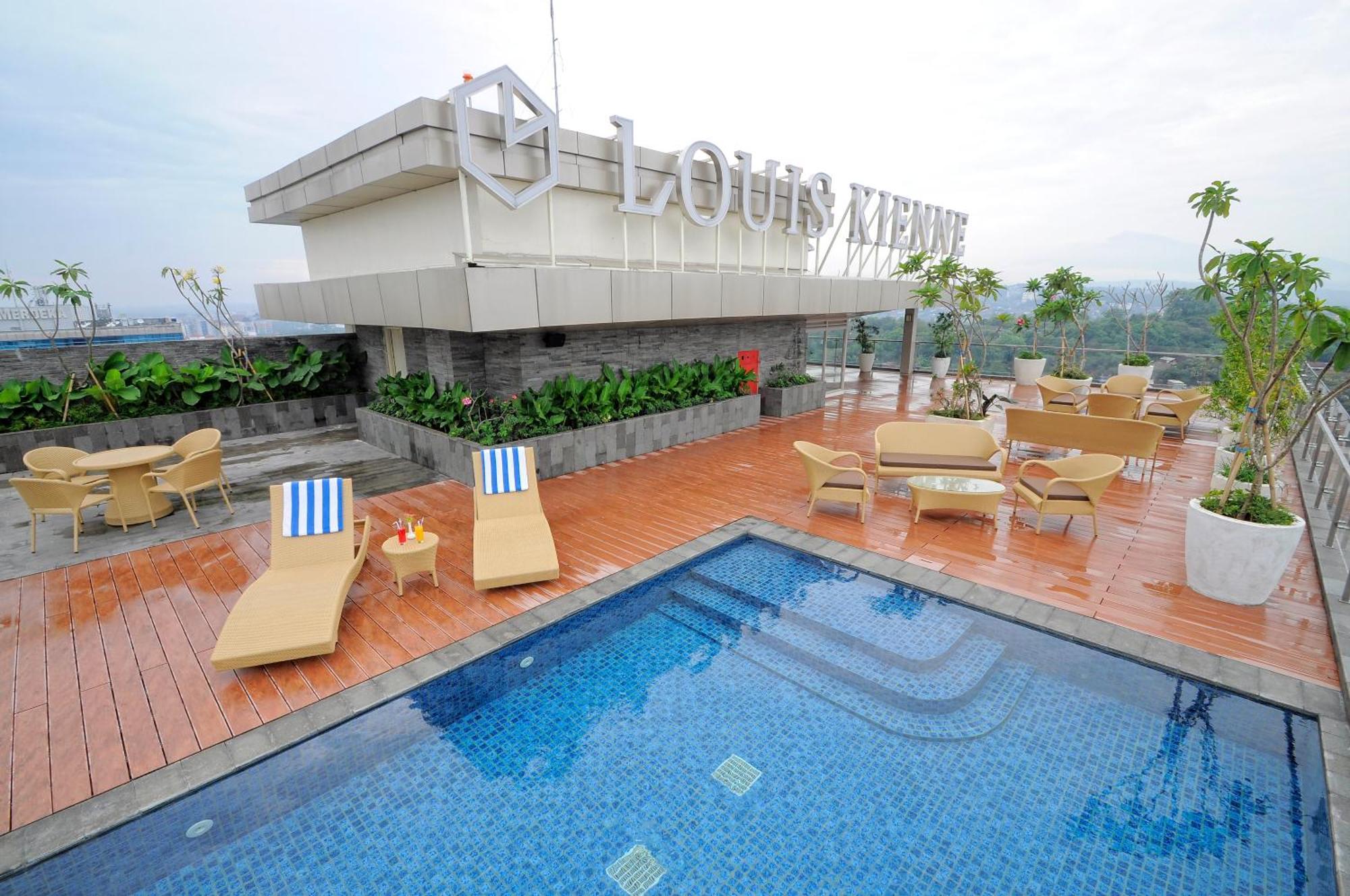 Louis Kienne Hotel Pandanaran Semarang Eksteriør bilde